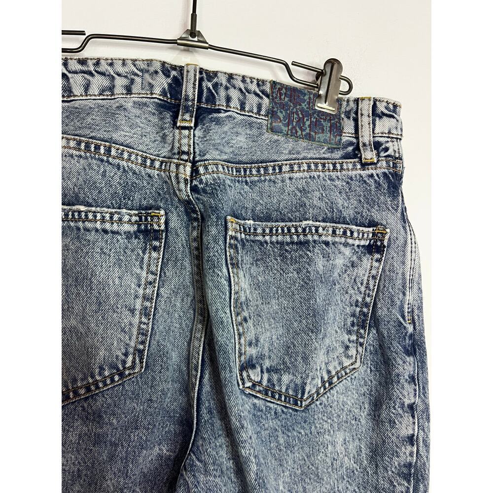 Free People "My Own Lane" distressed, high-rise, acid-wash jean size 27 Inseam - Picture 5 of 6